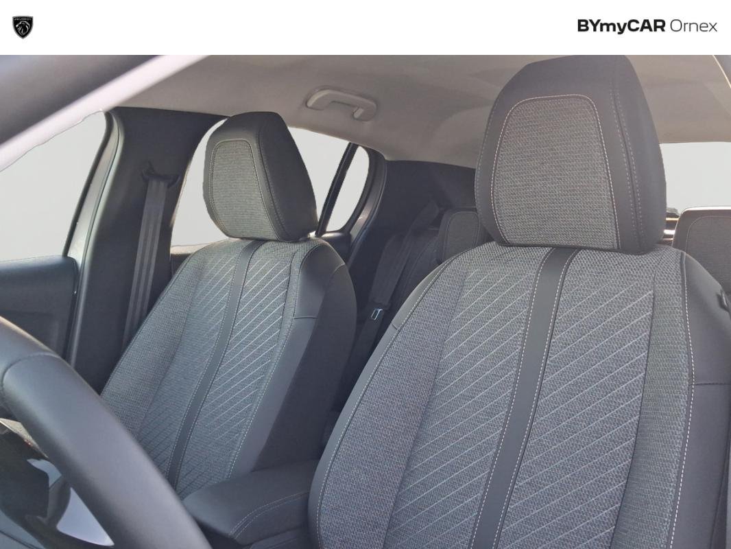 Peugeot 208 - Photo 11