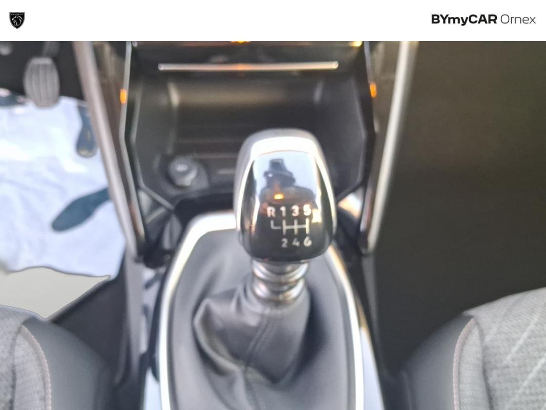 Peugeot 208 - Photo 19