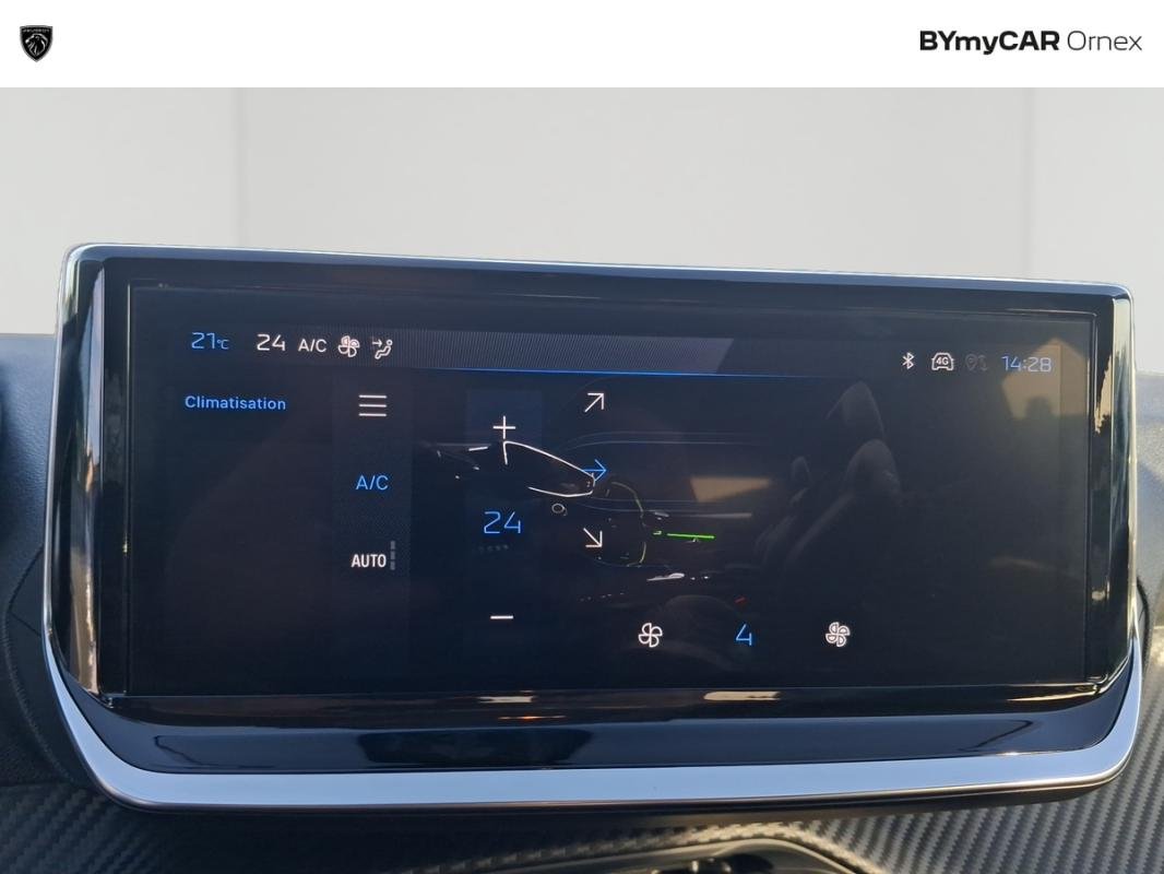 Peugeot 208 - Photo 26