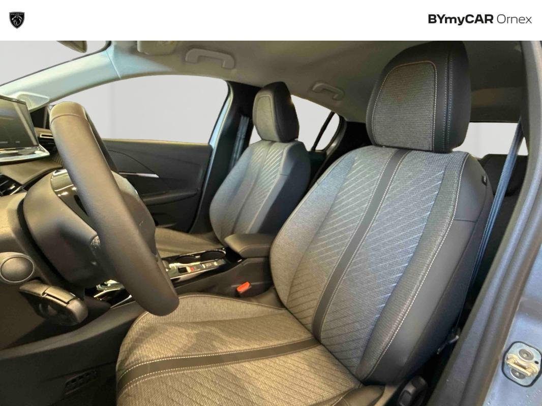 Peugeot 208 - Photo 11