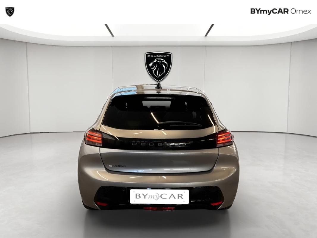 Peugeot 208 - Photo 4
