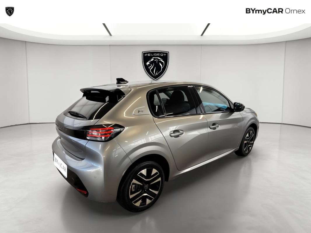 Peugeot 208 - Photo 5