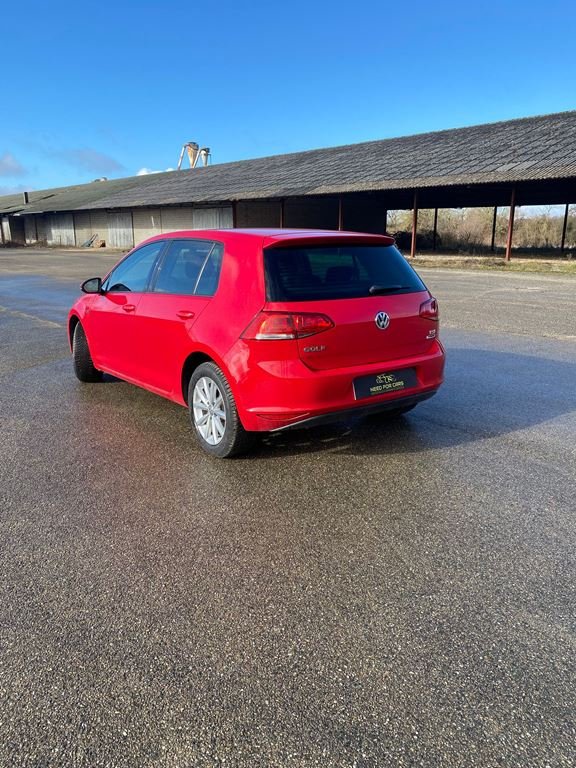 Volkswagen Golf - Photo 4