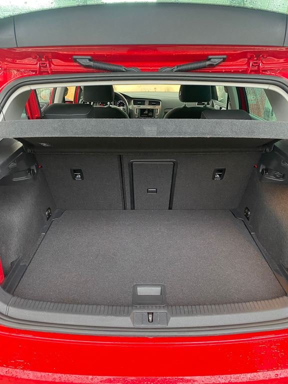 Volkswagen Golf - Photo 9