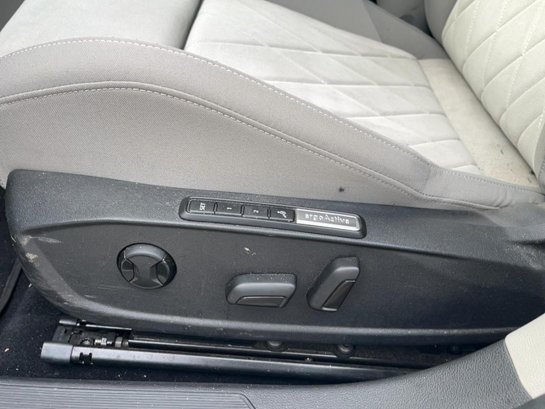 Volkswagen Golf - Photo 10