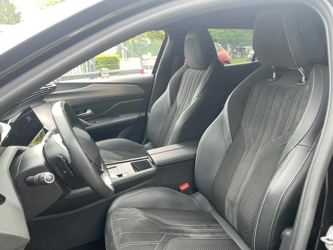 Peugeot 408 - Photo 11