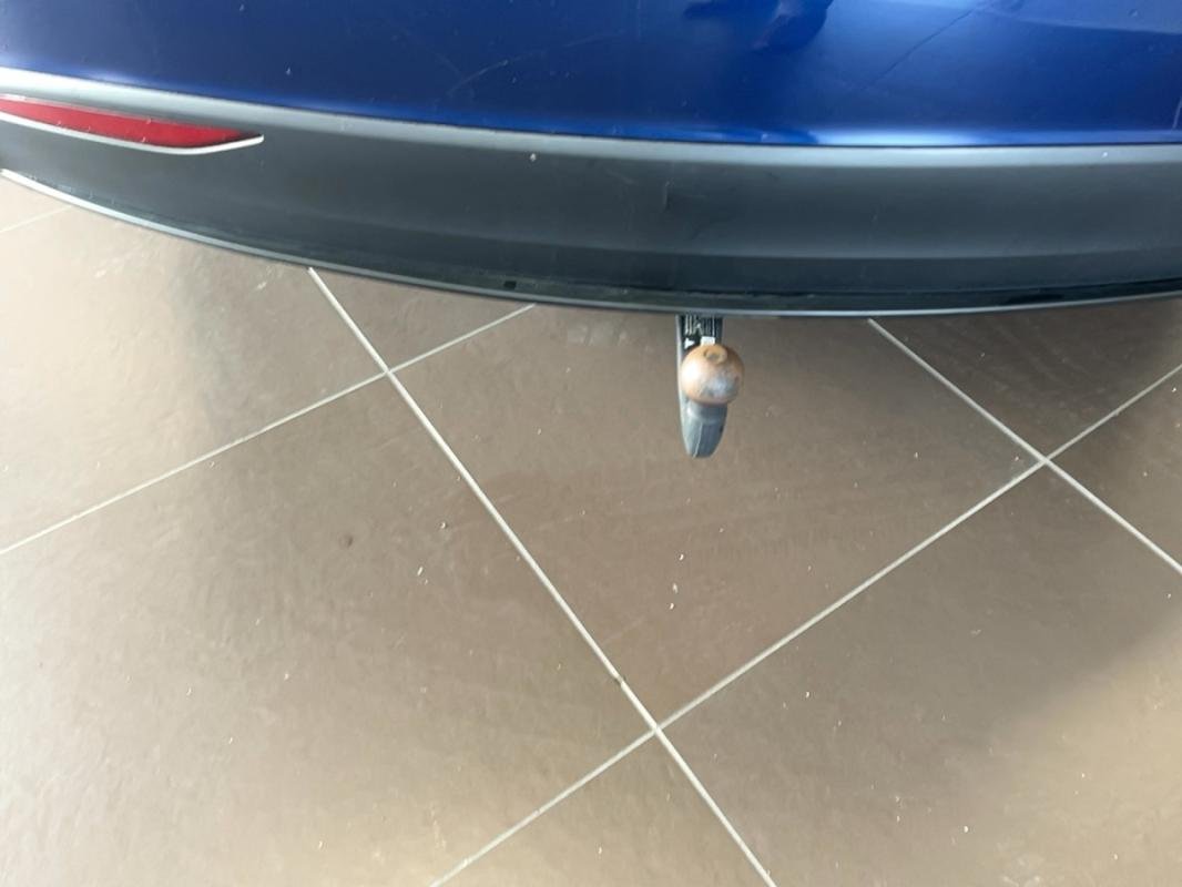 Tesla Model X - Photo 16