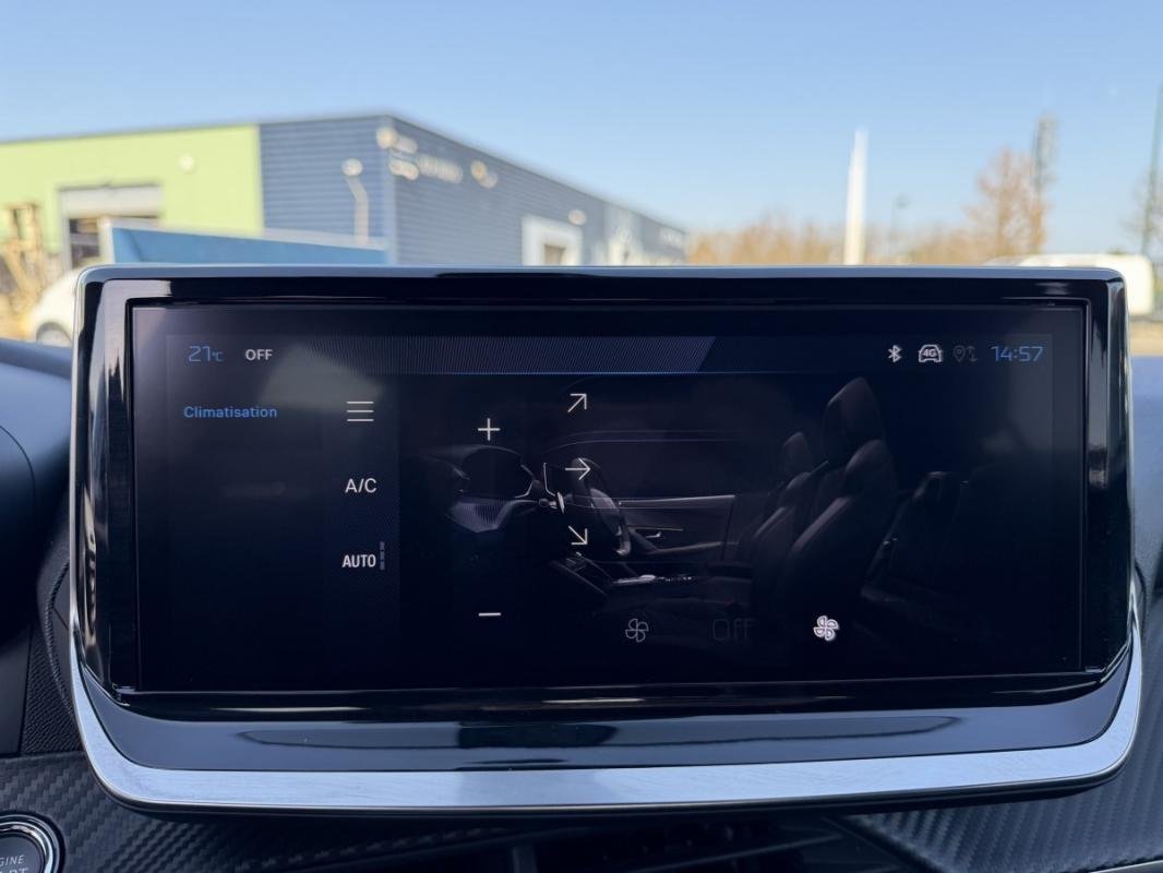 Peugeot 2008 - Photo 14