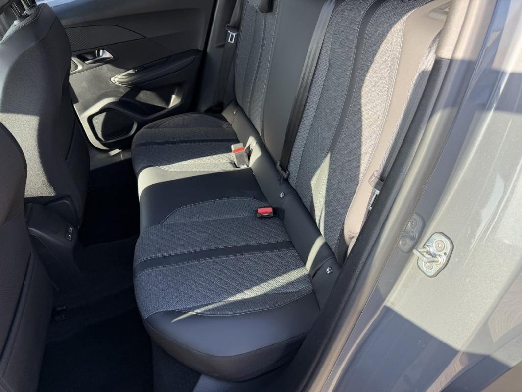 Peugeot 2008 - Photo 10