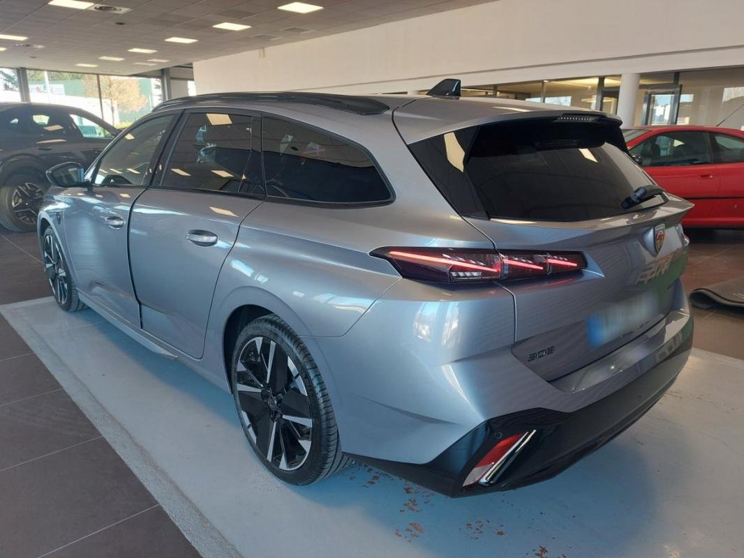 Peugeot 308 SW - Photo 8
