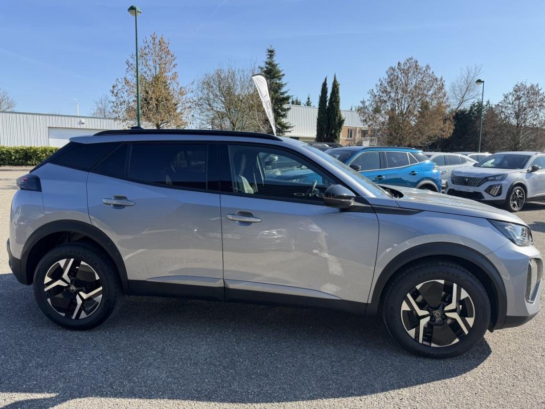 Peugeot 2008 - Photo 4