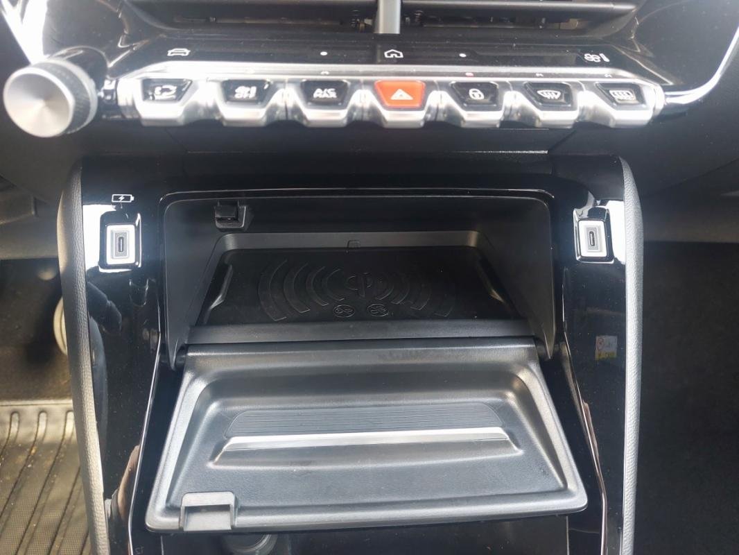 Peugeot 2008 - Photo 18