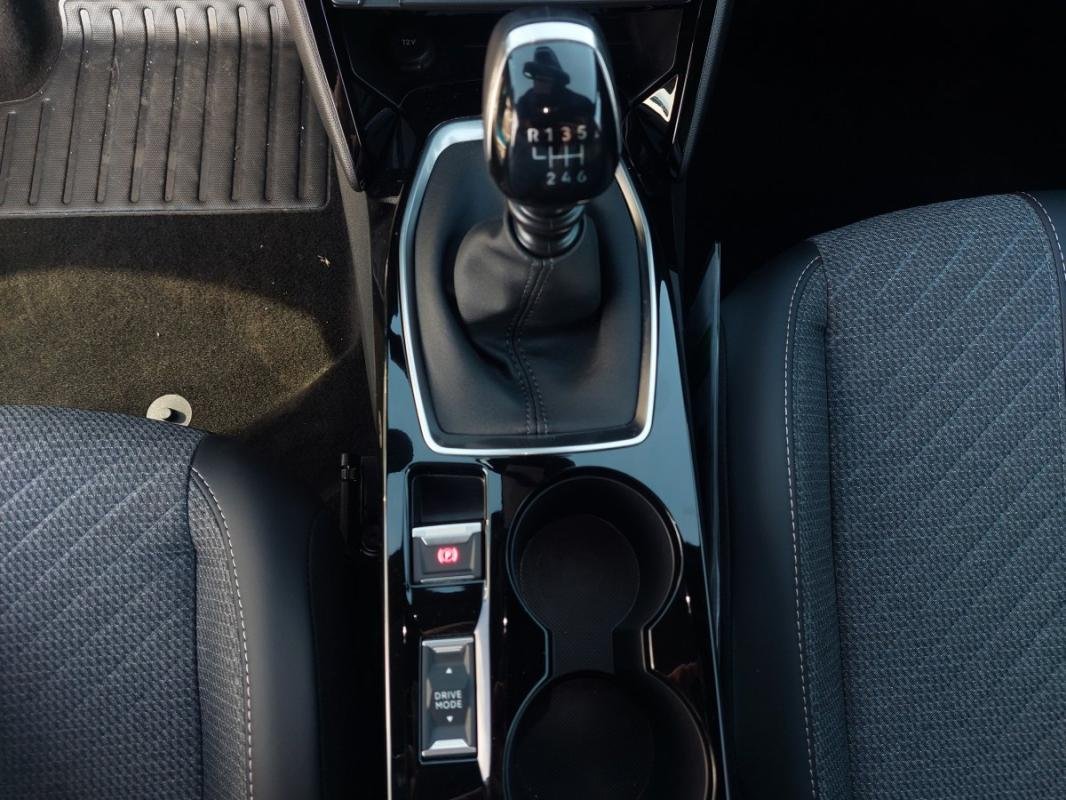 Peugeot 2008 - Photo 18
