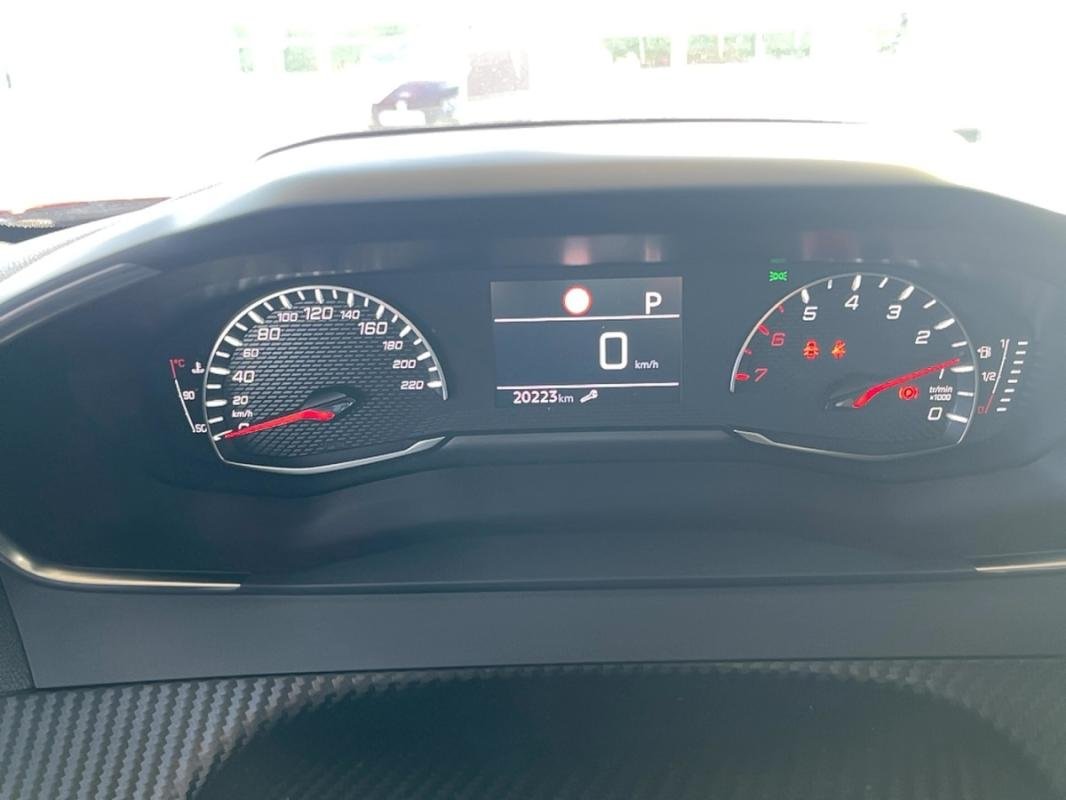 Peugeot 2008 - Photo 8