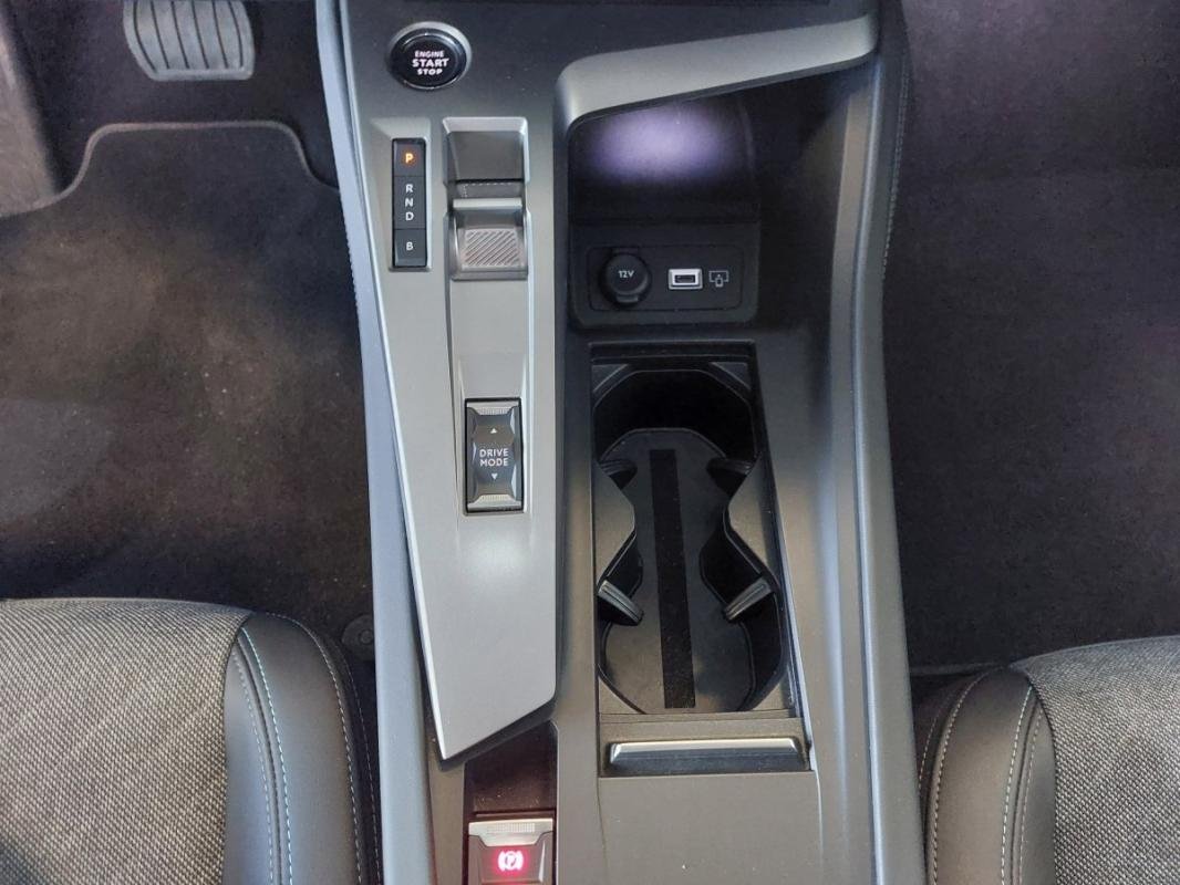 Peugeot 408 - Photo 16