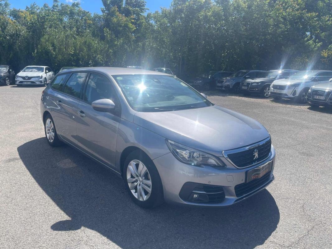 Peugeot 308 - Photo 3