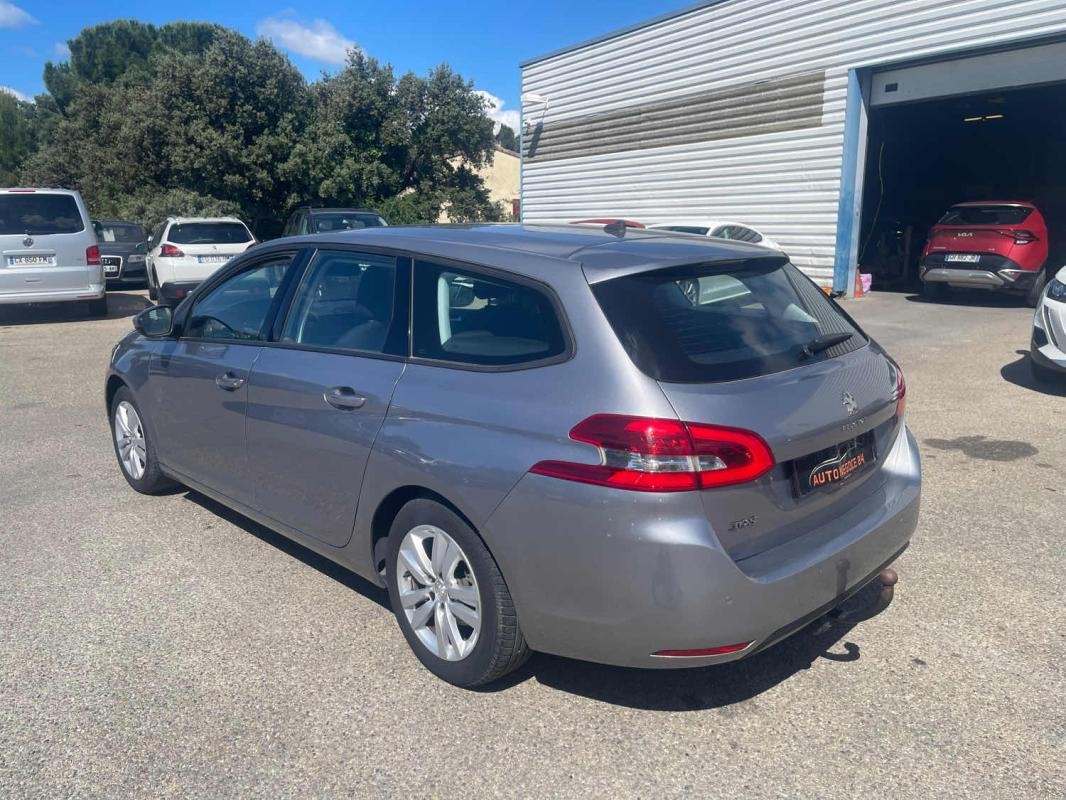 Peugeot 308 - Photo 6