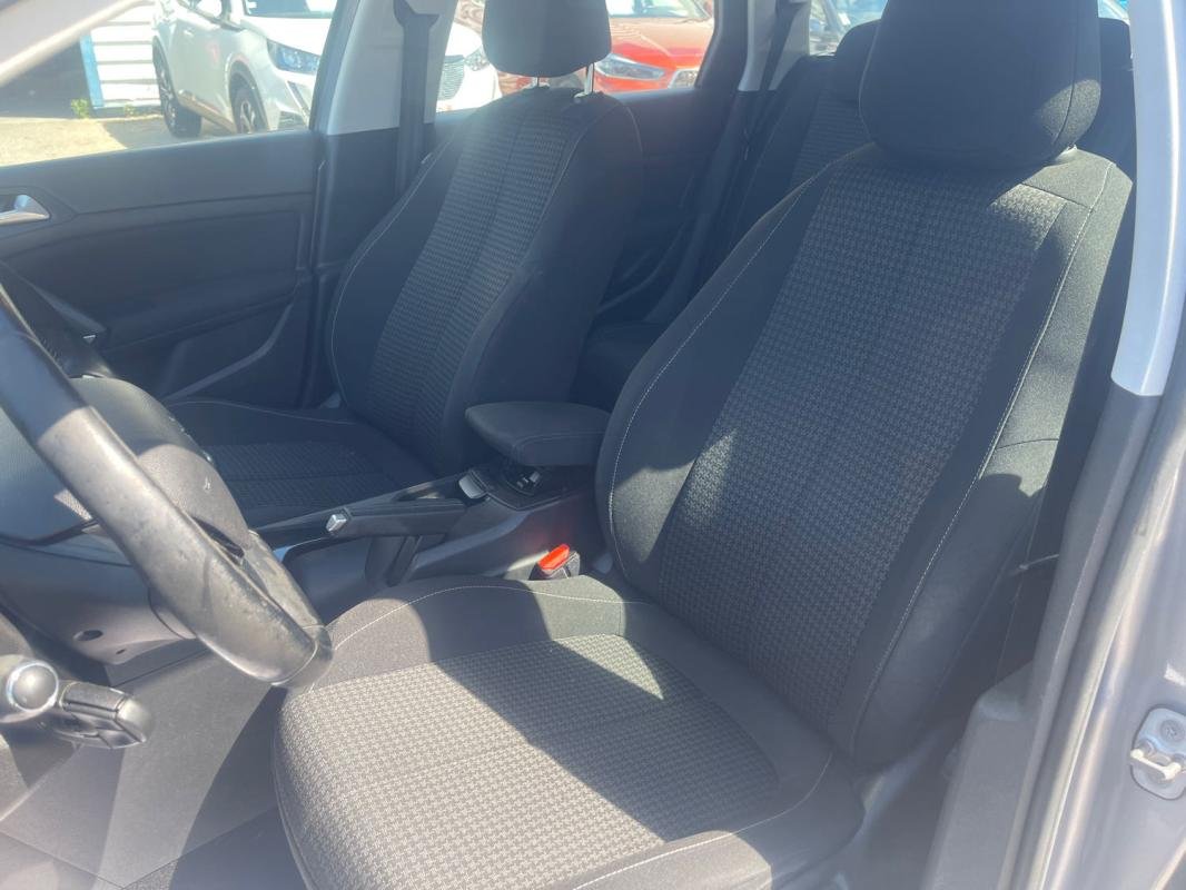 Peugeot 308 - Photo 8