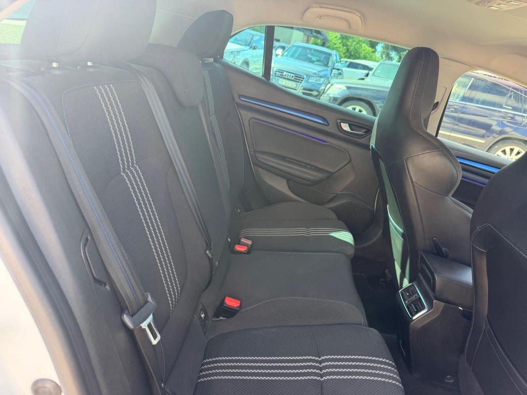 Renault Mégane - Photo 10