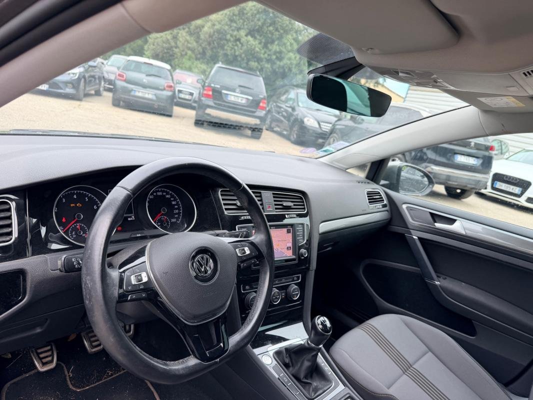 Volkswagen Golf - Photo 18