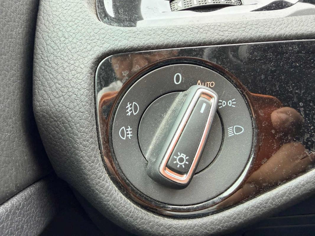 Volkswagen Golf - Photo 20