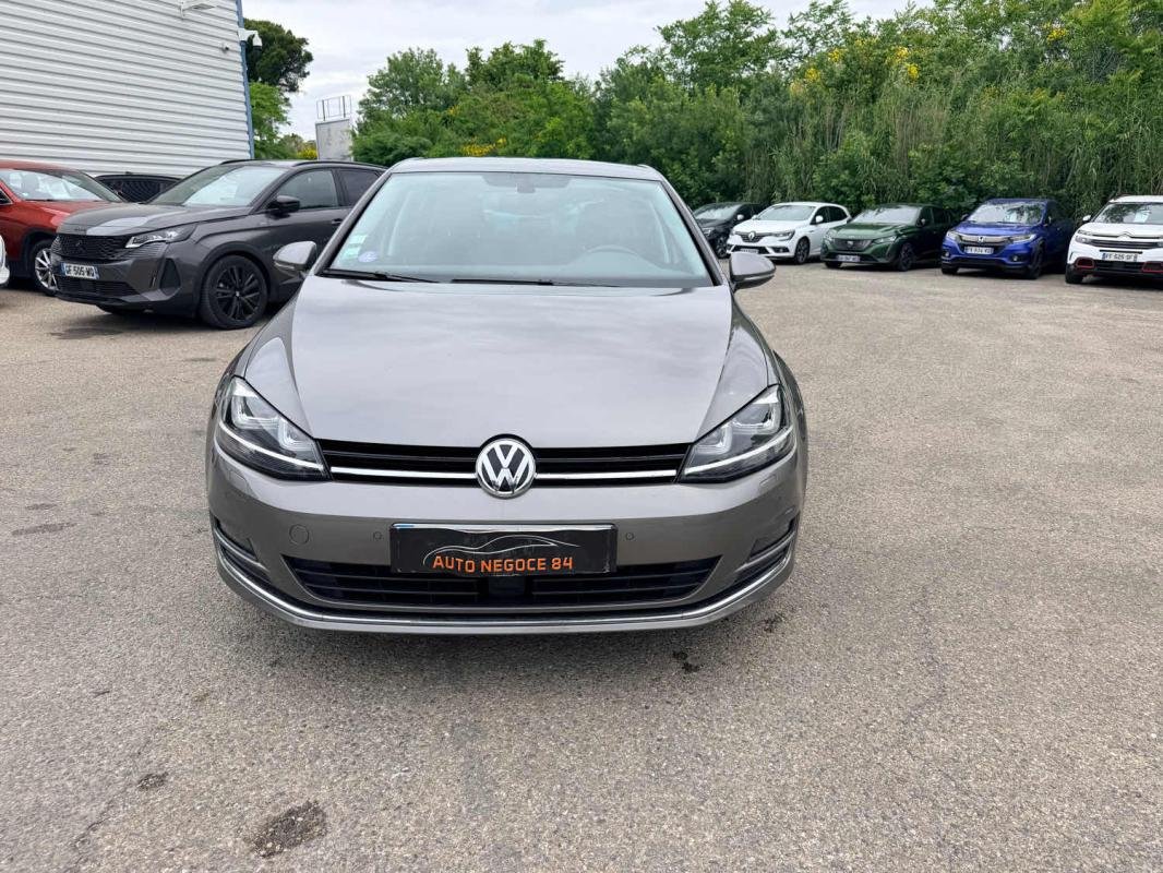 Volkswagen Golf - Photo 2