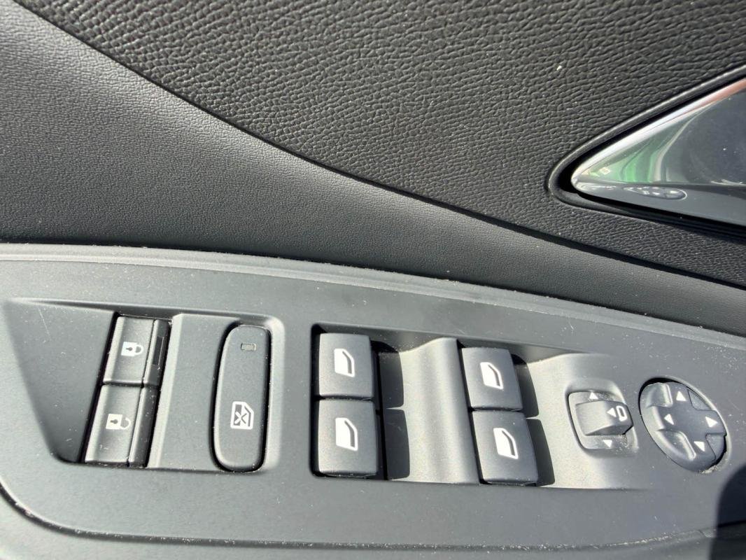 Peugeot 308 - Photo 17