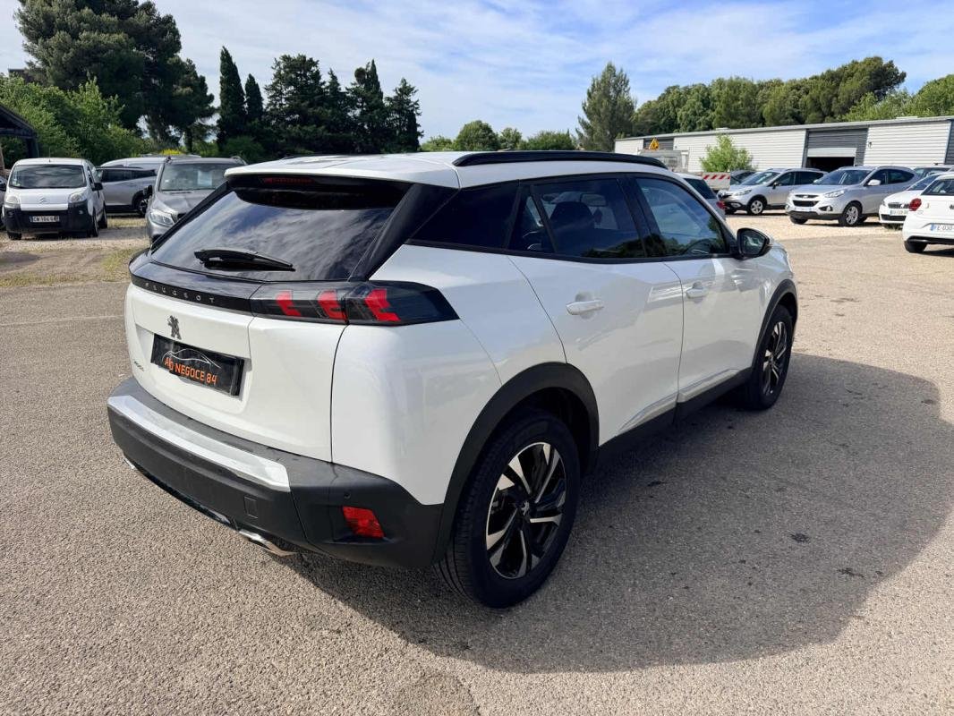 Peugeot 2008 - Photo 4