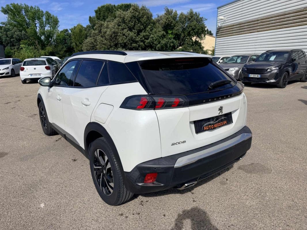 Peugeot 2008 - Photo 6