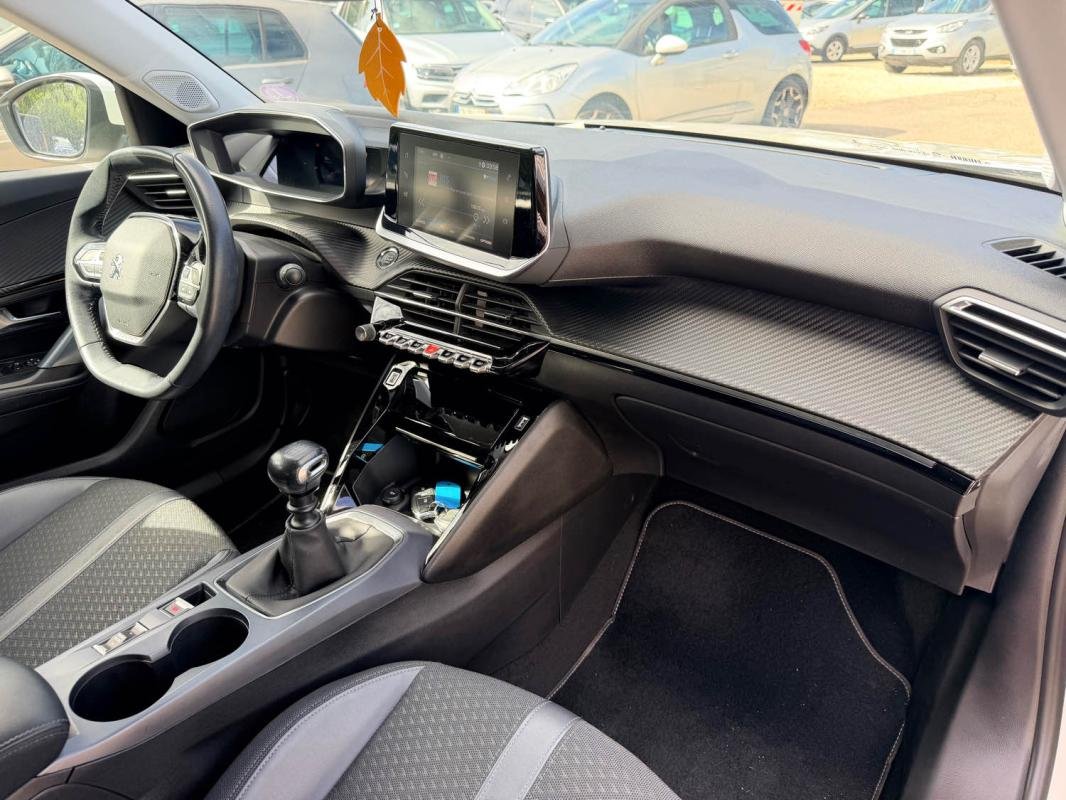 Peugeot 2008 - Photo 7