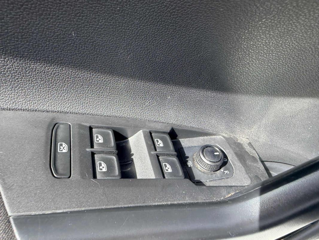 Volkswagen Polo - Photo 16