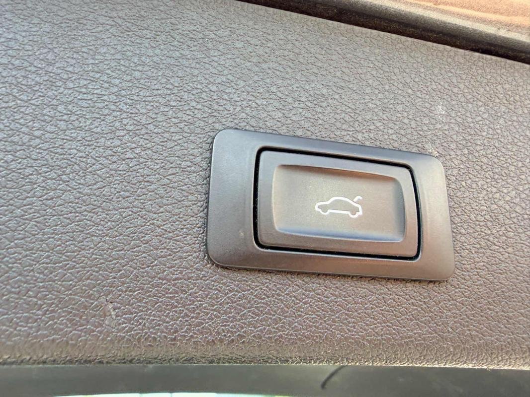 Audi SQ5 - Photo 12