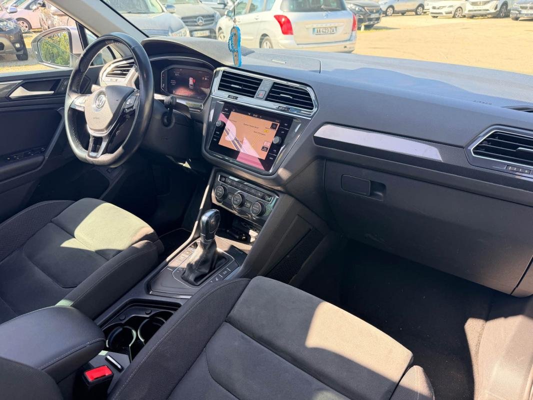 Volkswagen Tiguan - Photo 14