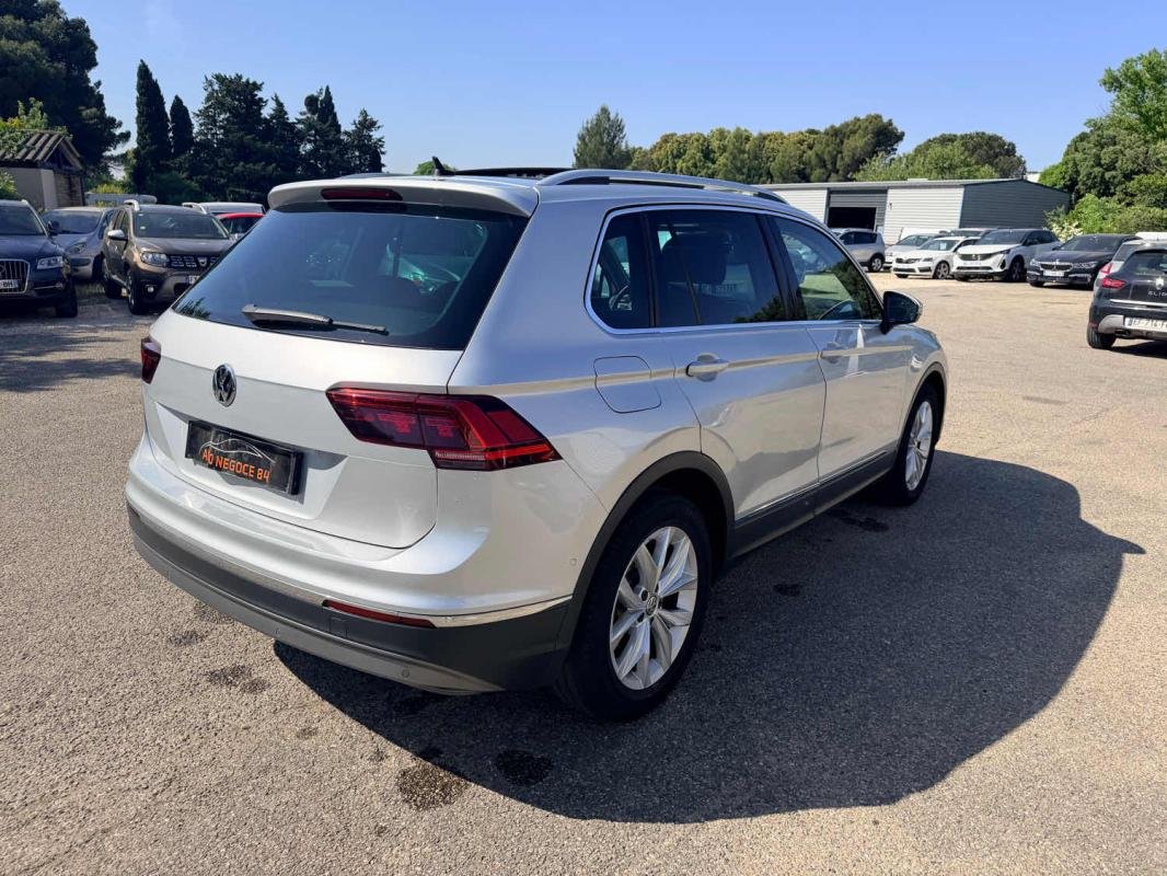 Volkswagen Tiguan - Photo 4