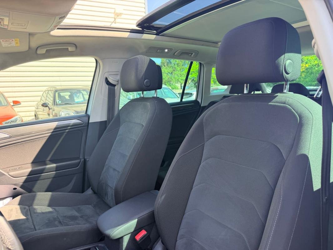 Volkswagen Tiguan - Photo 8