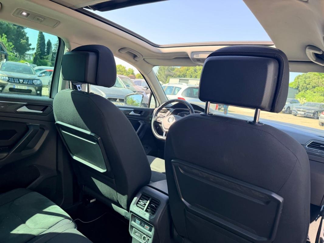 Volkswagen Tiguan - Photo 9