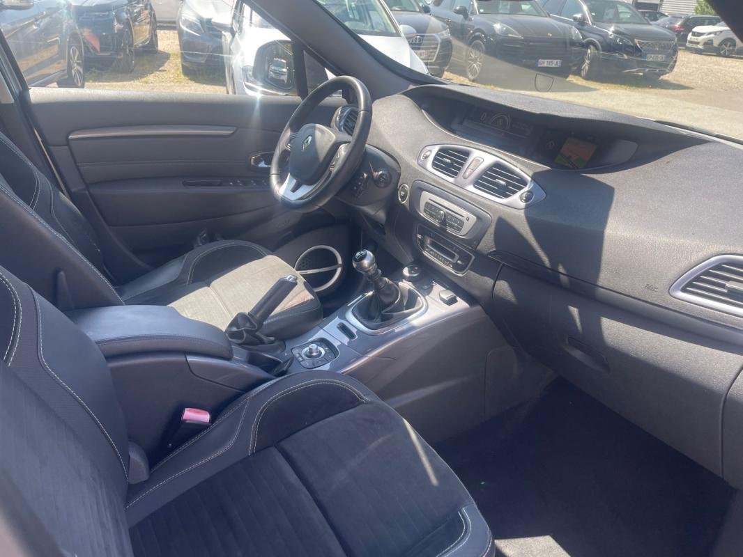 Renault Scénic - Photo 14