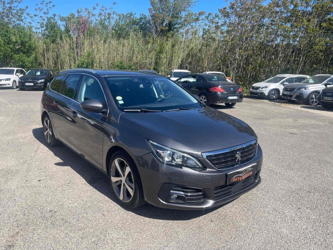 Peugeot 308 SW - Photo 3