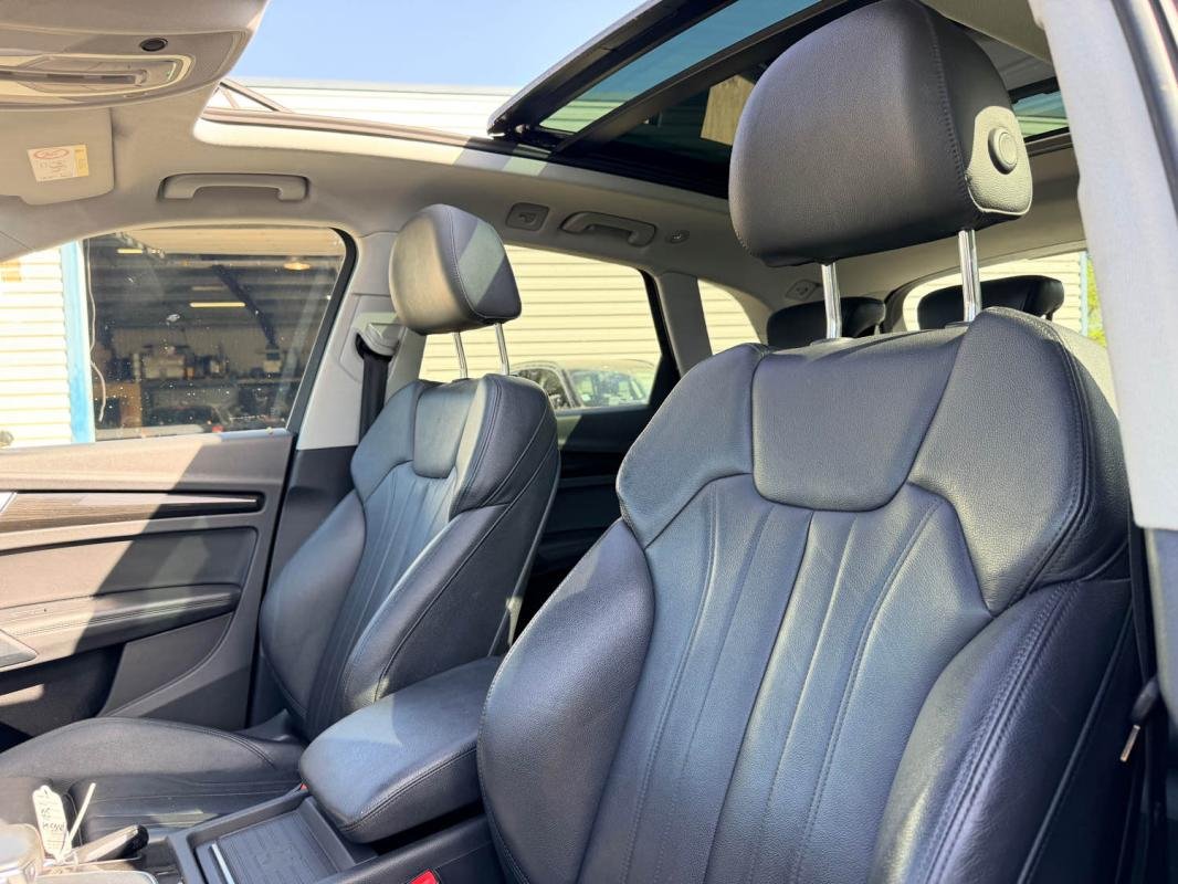 Audi Q5 - Photo 14