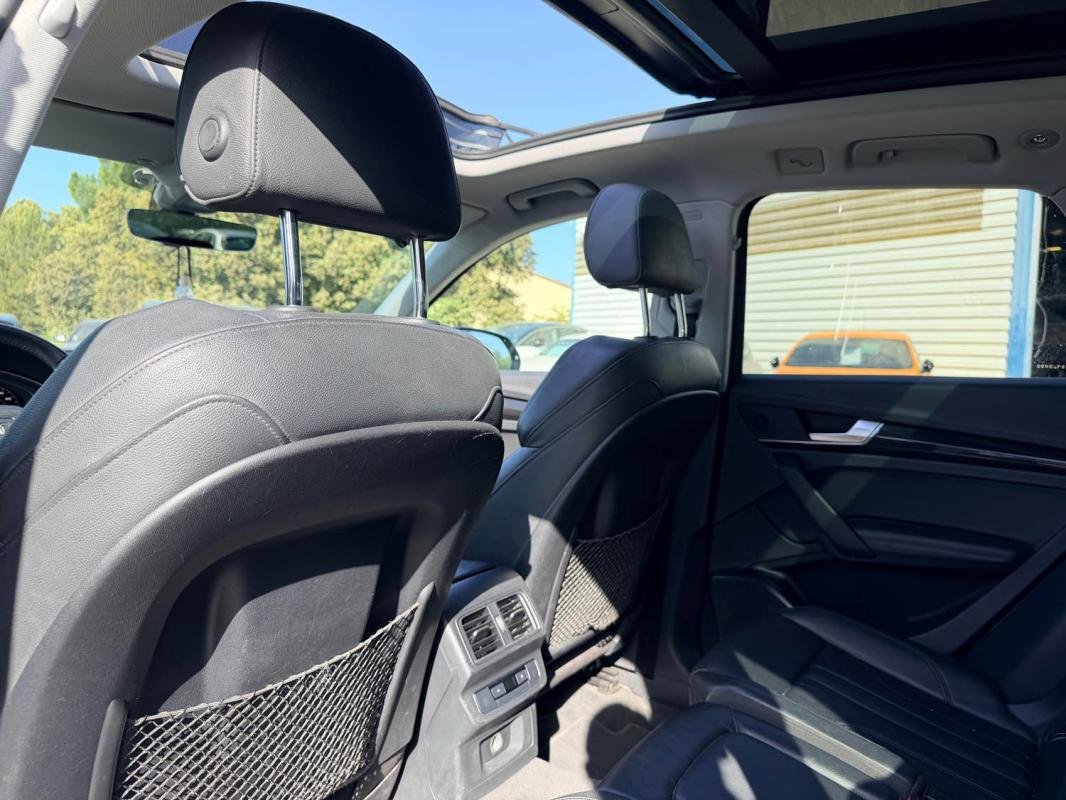 Audi Q5 - Photo 16