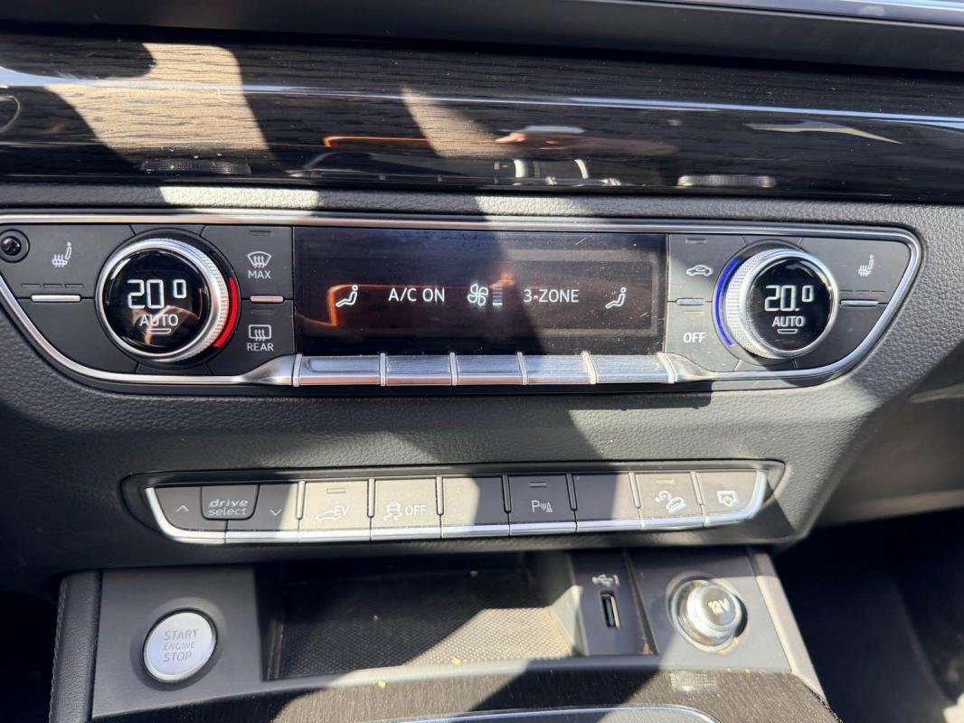 Audi Q5 - Photo 21