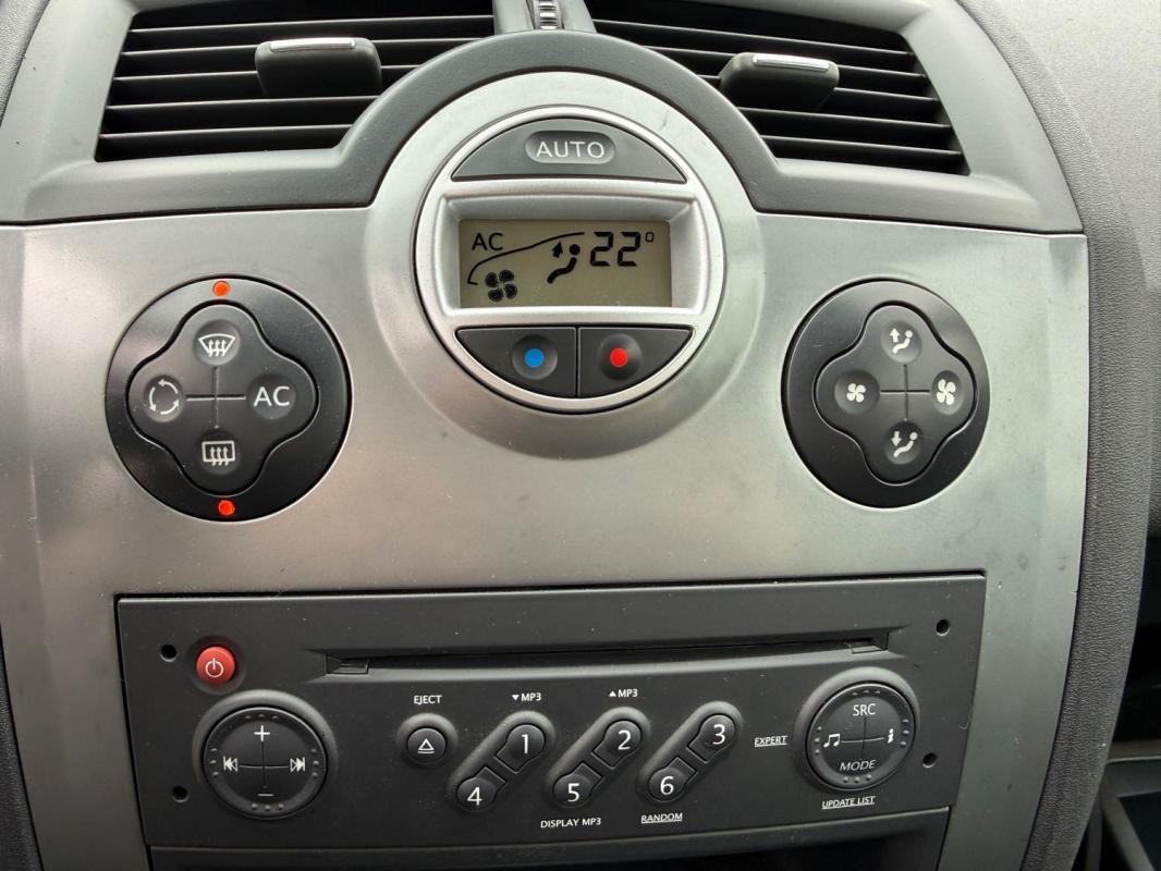 Renault Mégane - Photo 16