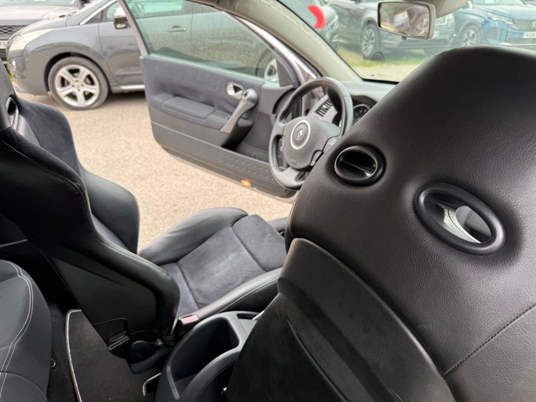 Renault Mégane - Photo 17