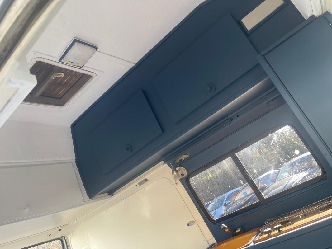 Volkswagen Transporter - Photo 14