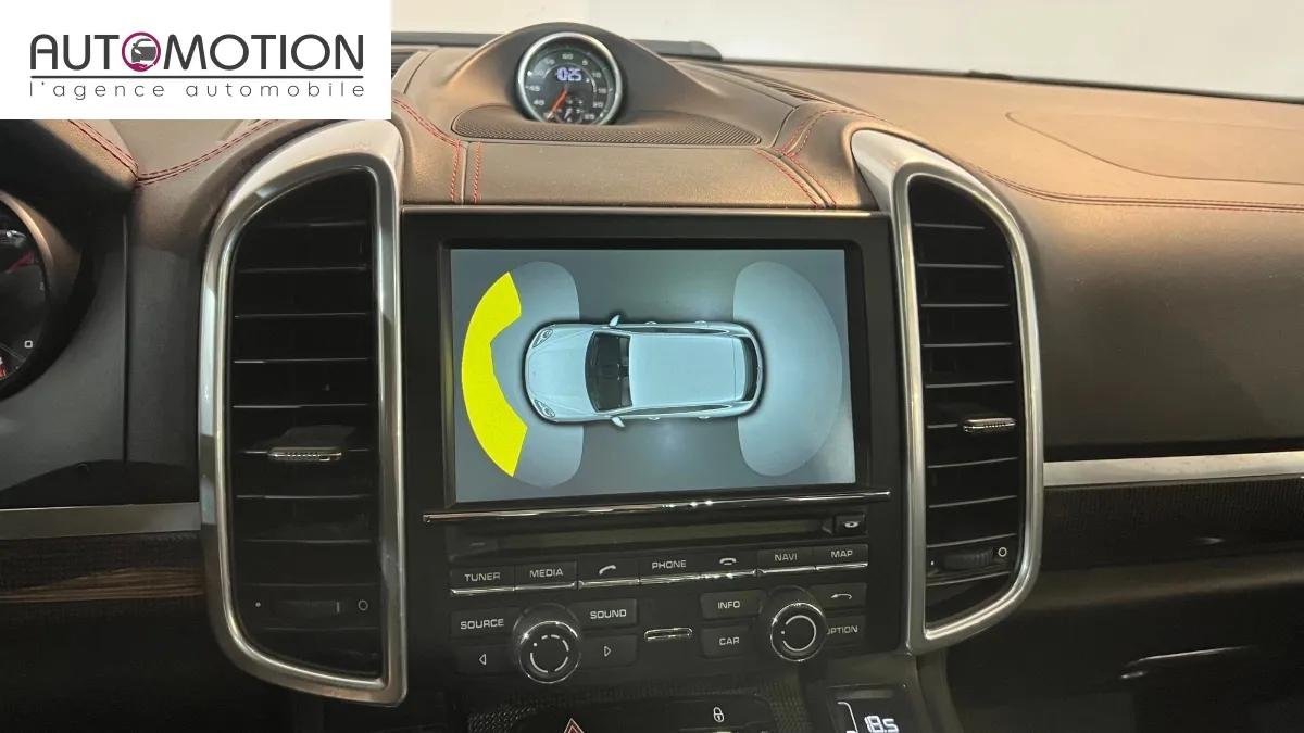 Porsche Cayenne - Photo 12