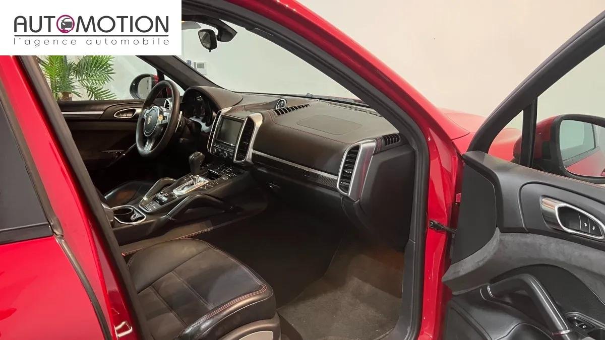 Porsche Cayenne - Photo 17
