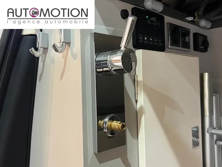 Volkswagen Transporter - Photo 25