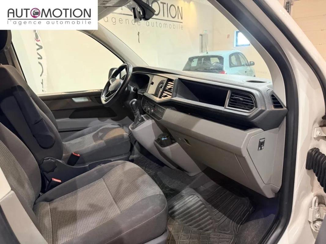 Volkswagen Transporter - Photo 12