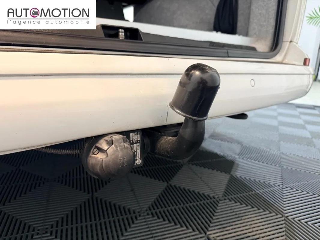 Volkswagen Transporter - Photo 19