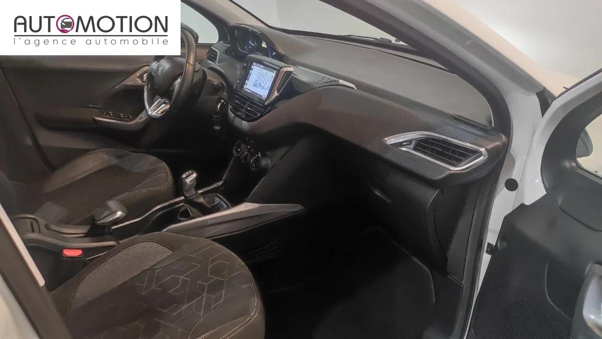 Peugeot 2008 - Photo 13